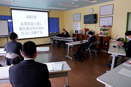 トラック運転手　倉庫スタッフ　求人｜入社研修